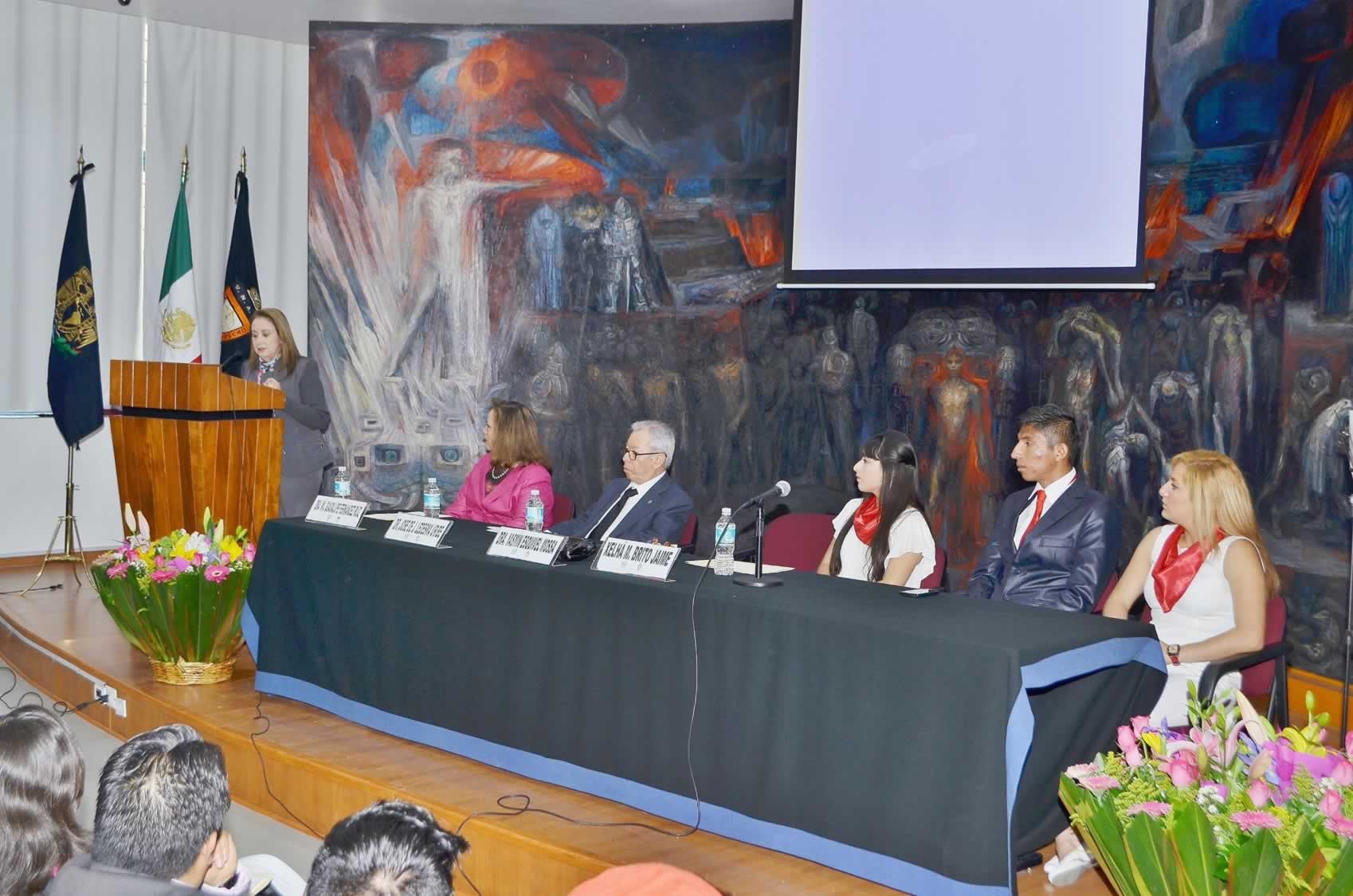 Unam 2015-9